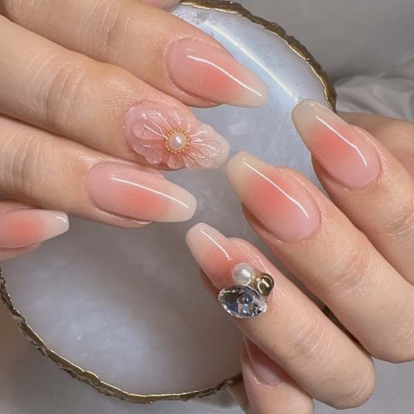 air_nail salon