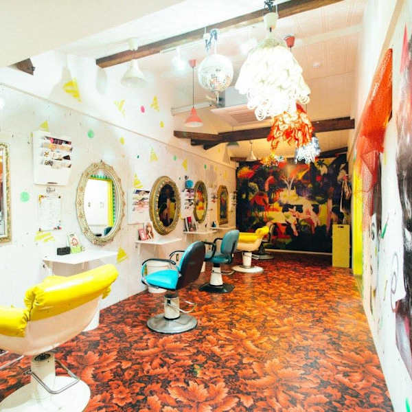 エクステ・ブリーチ・髪質改善・縮毛矯正専門店 EDeN utopia 折尾店