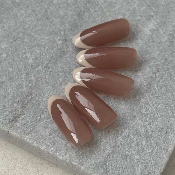 フレンチネイル