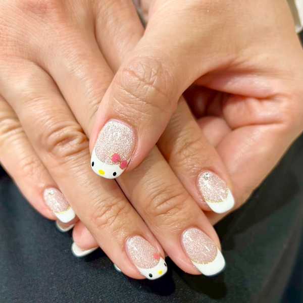 シンプルキャラクターネイル