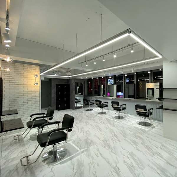 men's salon glow 横浜店【メンズサロン グロウ】