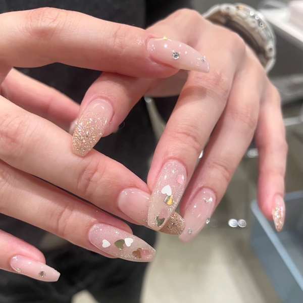 ガーリーハートホロネイル