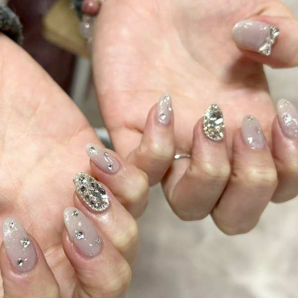 ストーンガーリーネイル