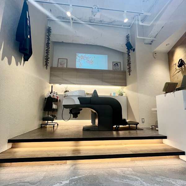LeV HAIR STUDIO