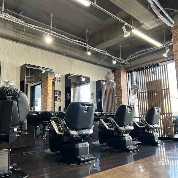 Kazu Hair 段原店