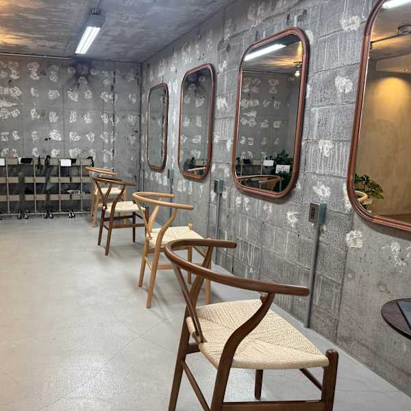 QOL villa mens salon 立川北口