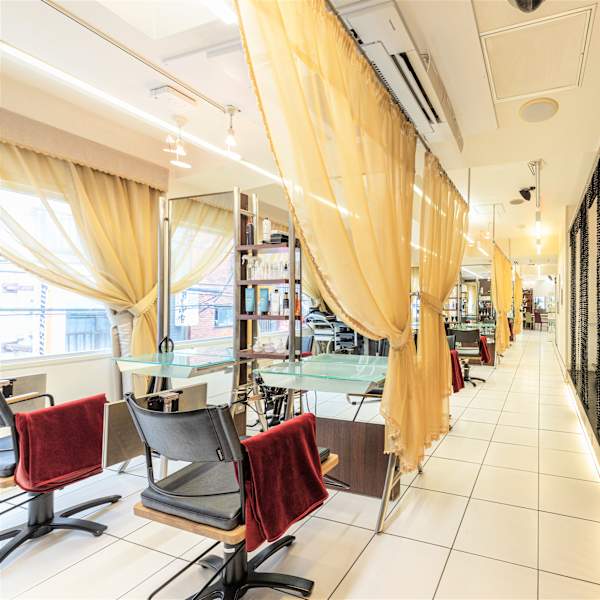 COVER HAIR & SPA bliss【カバーヘア アンド スパ ブリス】浦和/浦和西口店