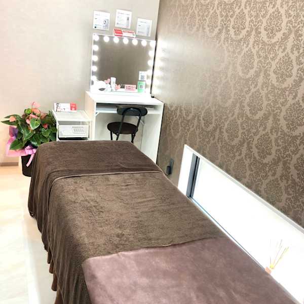 Nailsalon MAMA+Beauty