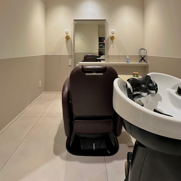 個室美容室 IRISALI【イリサーリ】