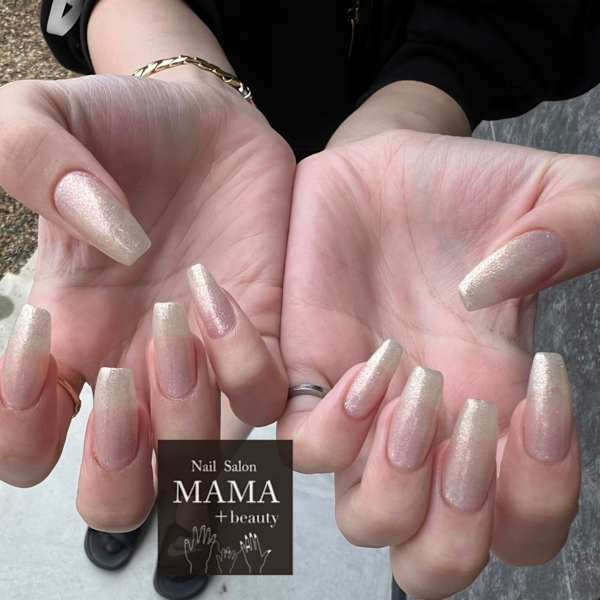 キラキラワンカラー✨|Nailsalon MAMA