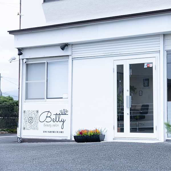 Betty beauty salon
