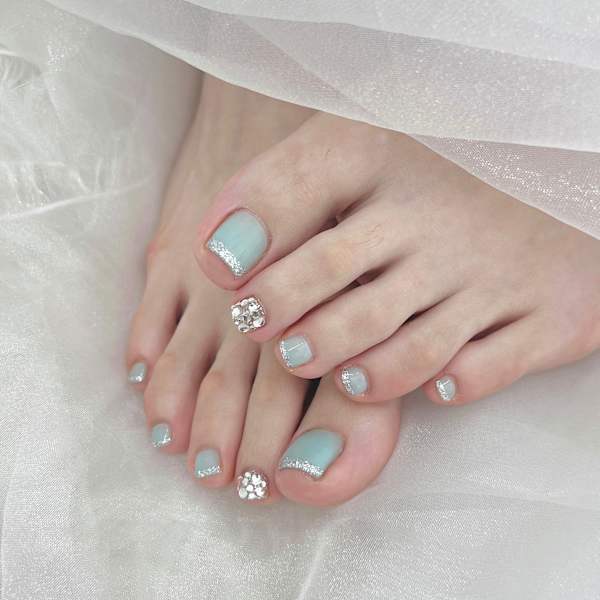 【フットネイルデザイン】ティファニーブルー★