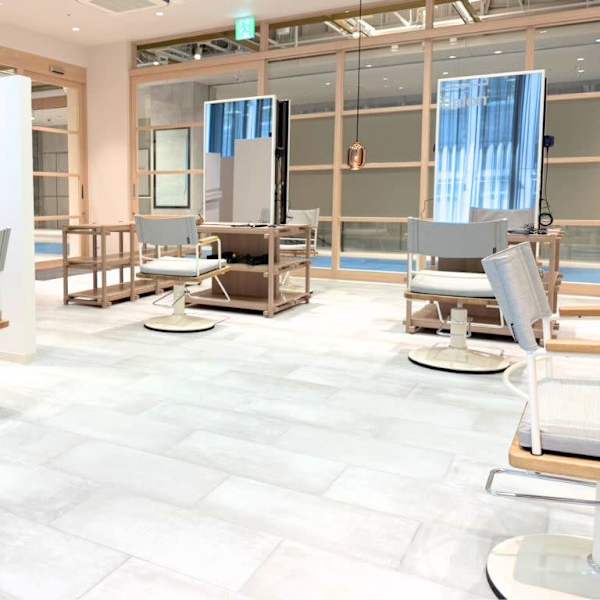 TIENA Beauty Smart Salon ONE FUKUOKA BLDG.店