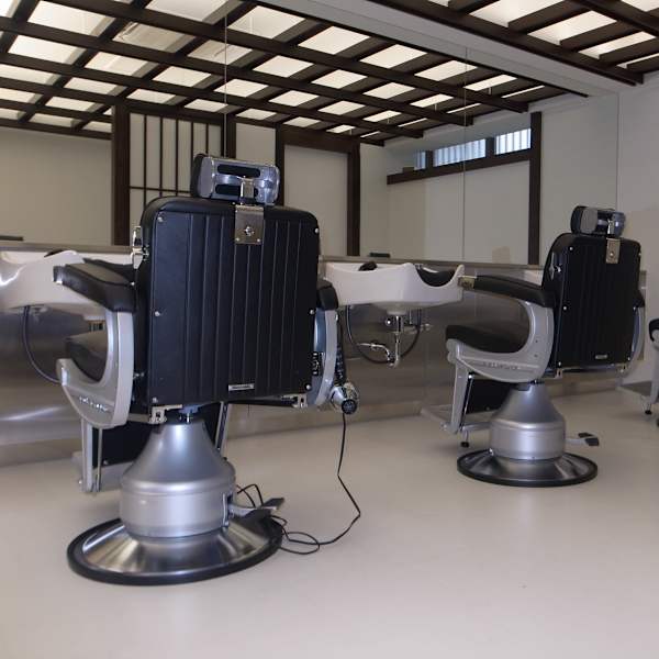 TOKYO CLASSIC BARBER TOWN