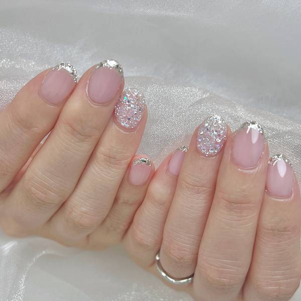 ガラスフレンチ×ピクシーネイル♪