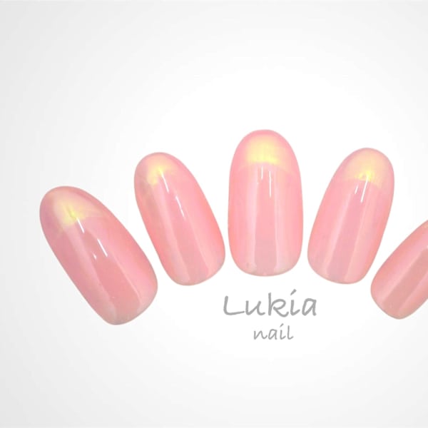 ラメグラ細フレンチネイル|Lukia