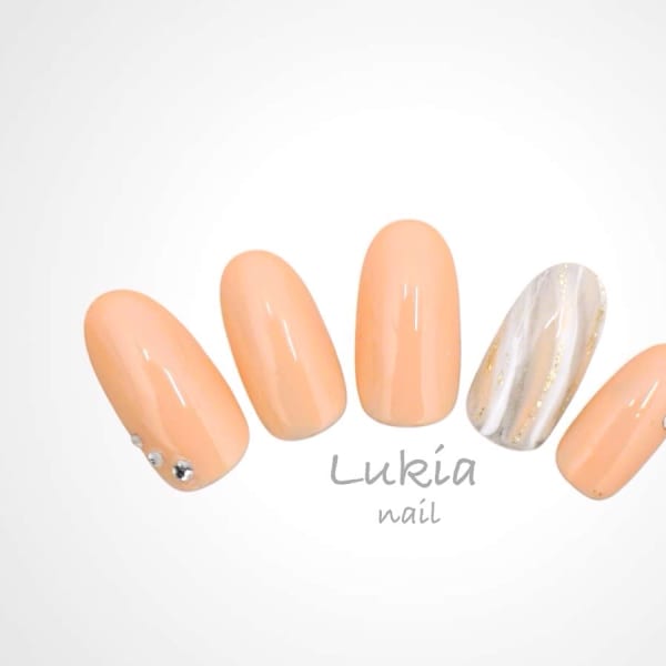 ☆ホワイトベージュ☆彡|Lukia