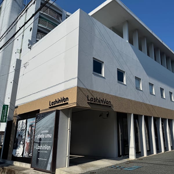 LashinVan【ラシンバン】