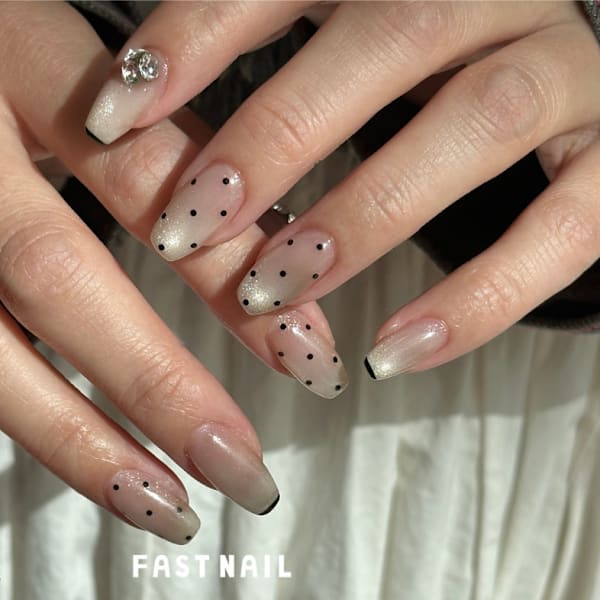 大人っぽ🖤うるちゅるワンホン【¥7,810/オフ無料】