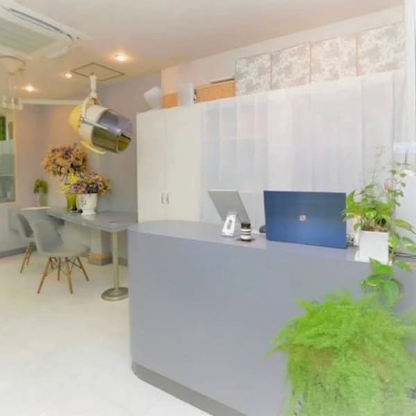 美容室ロゼ 那古野