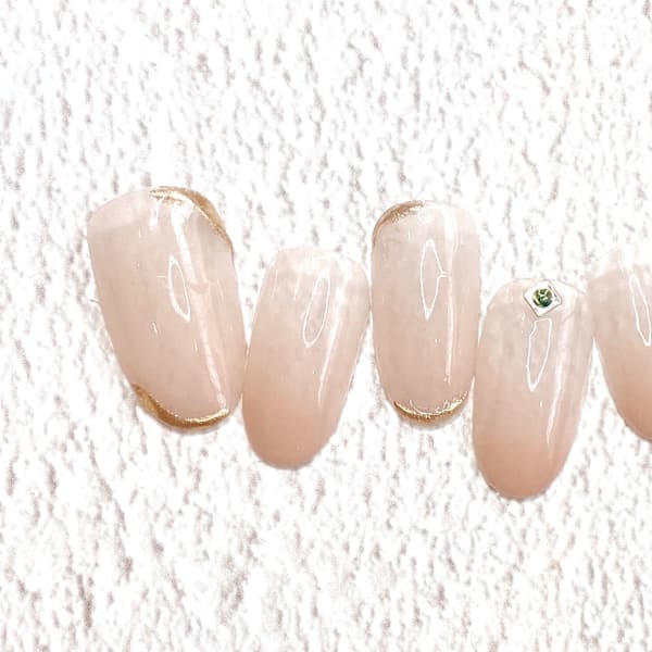 定額シンプルアートデザインネイル+他 店オフ代無料