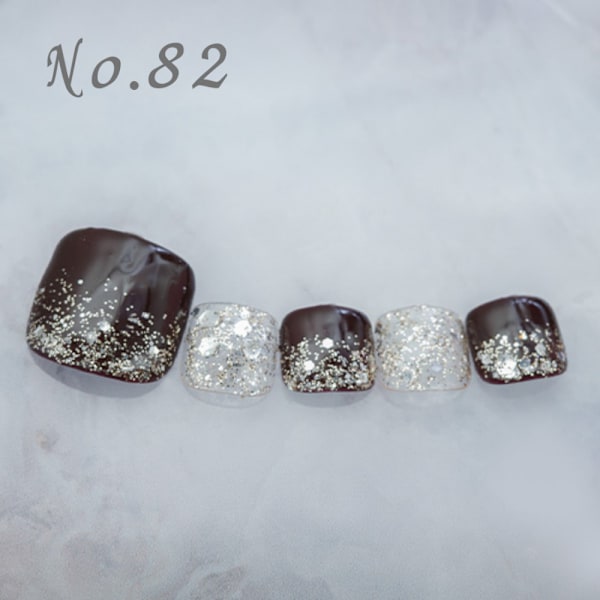 フットネイル：No.82