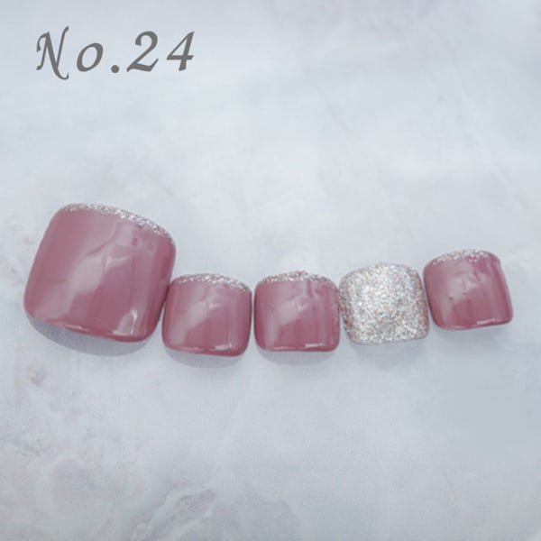 フット：No.24/定額4,400円