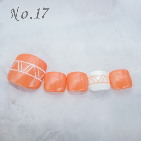 フット：No.17/定額4,400円