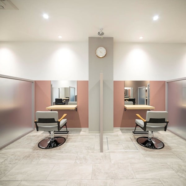 【全席半個室サロン】Natural 博多店