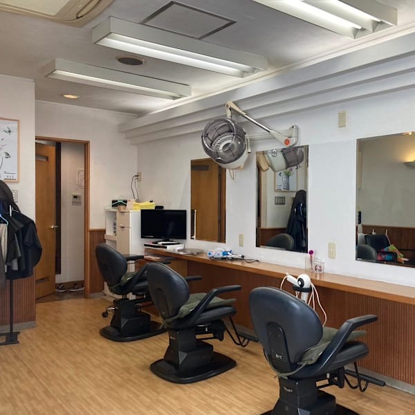 ポワル理美容室