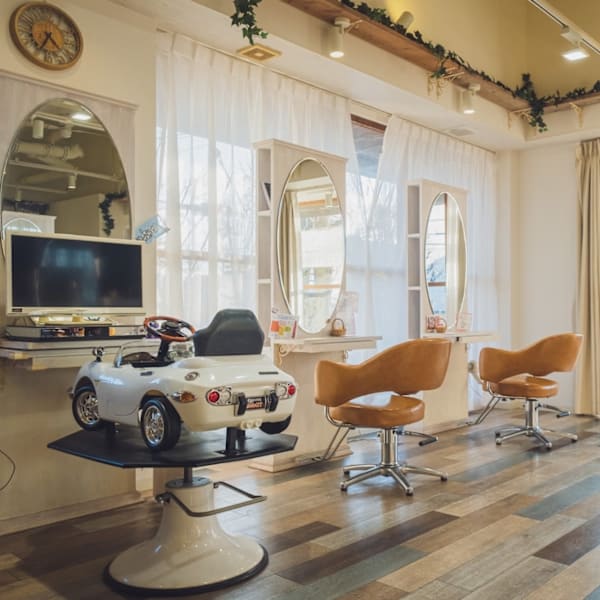 unpeu hair 西京極店