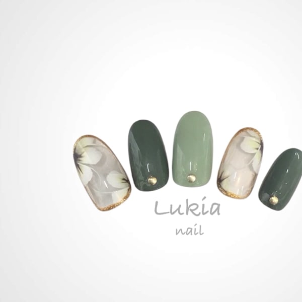 10月秋オススメ◇ニュアンスネイル|Lukia