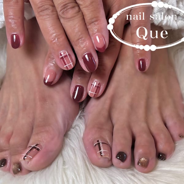 チェック柄ネイル