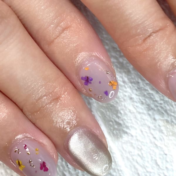 定額シンプルアートデザインネイル＋他店オフ無料6,800円