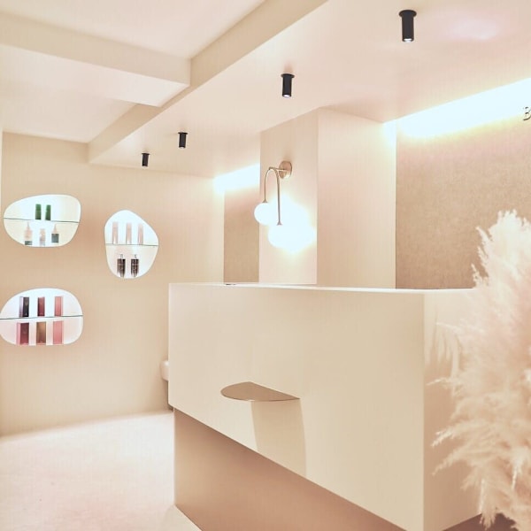 ノンダメージサロンBonheurボヌール銀座並木通り店