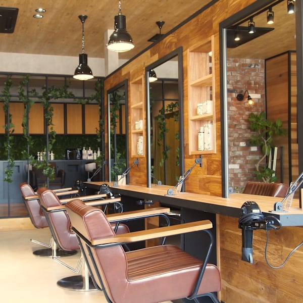 LOGOS 天王台南口店