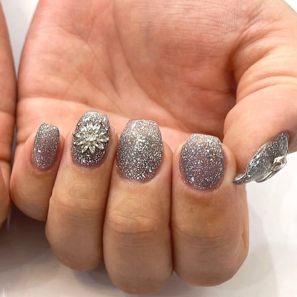 REGINA【レジーナ】×ネイル