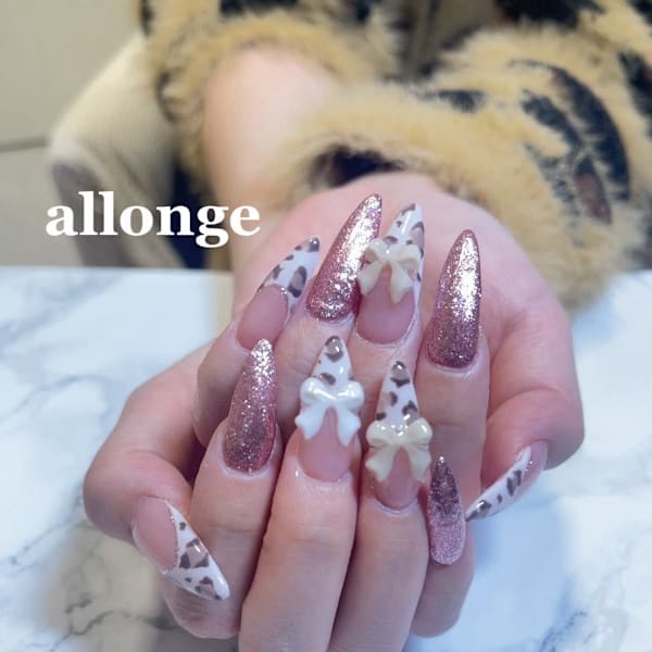 美サロン アロンジェ甲府向町店×ネイル