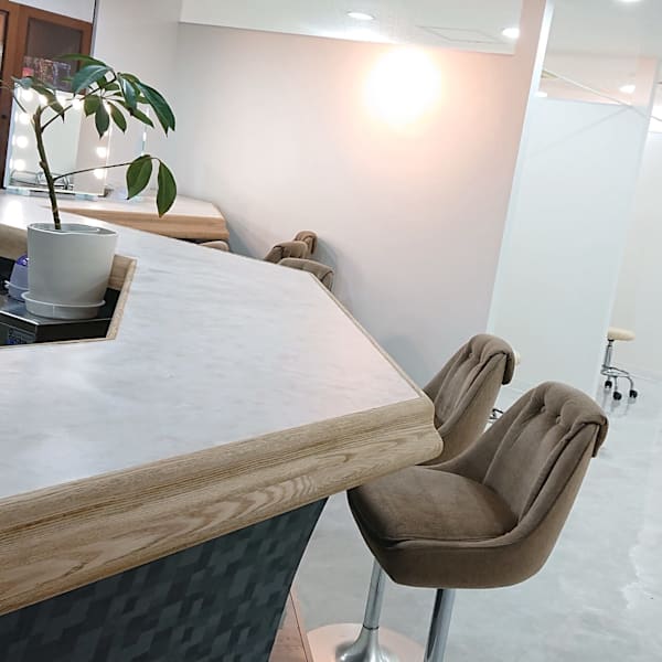 美サロン アロンジェ甲府中央店