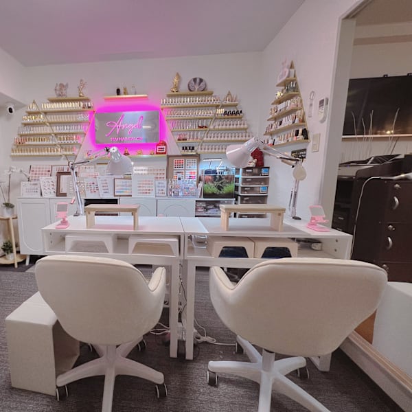 Nail salon. ANGEL