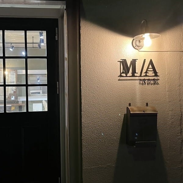 M/A hair studio.