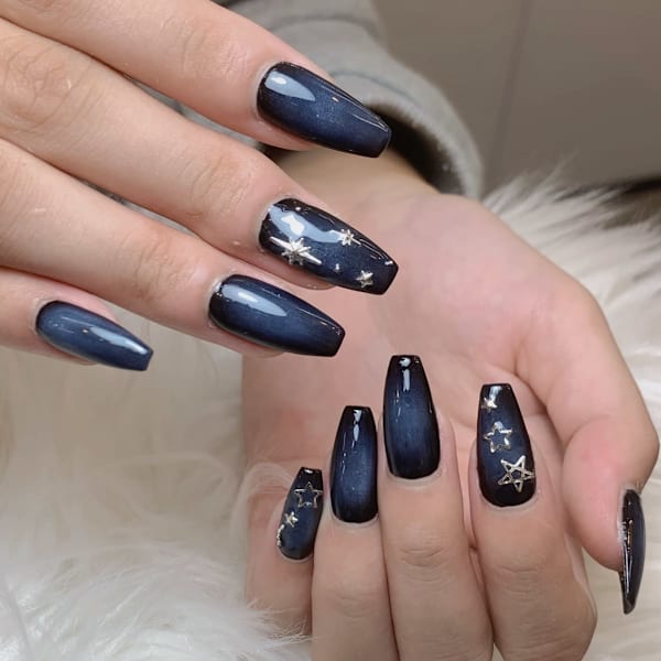 星空のきらめきで魅せる繊細デザイン