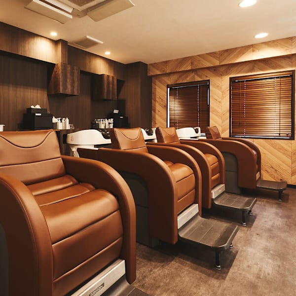 美容室 aile 上大岡店【エイル】