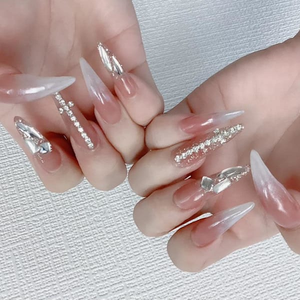 オフ込150分持ち込みデザイン|自爪を削らないパラジェル導入店〔ファッシーナ〕