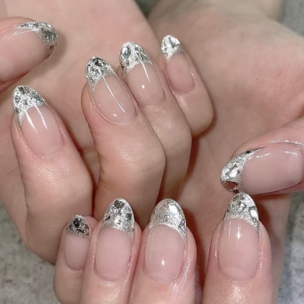 指先から惹きつける、うるツヤ美人ネイル|prize Iris池袋 池袋東口店 【ネイルサロン】