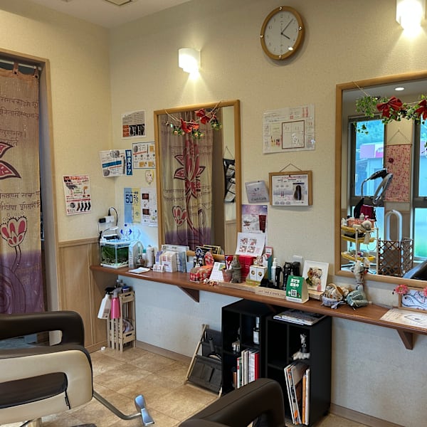 カットサロン Bee