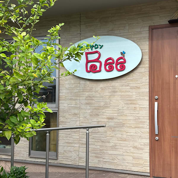 カットサロン Bee