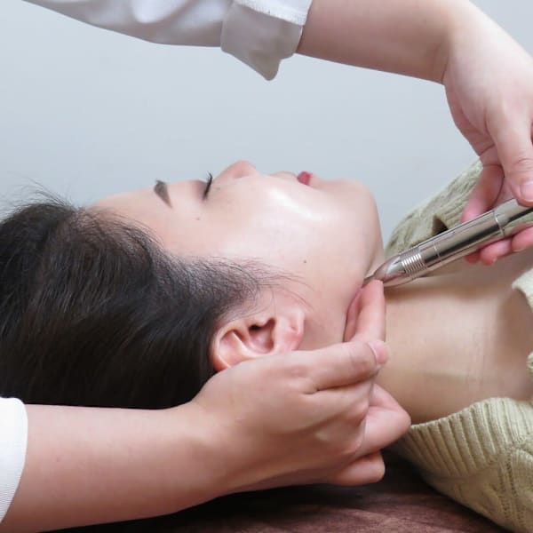 小顔矯正専門店 シンメトリー銀座店