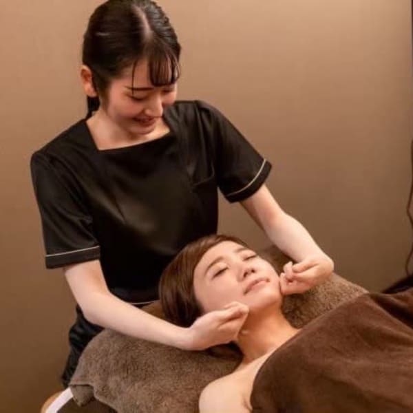 小顔矯正専門店 BUPURA八王子店