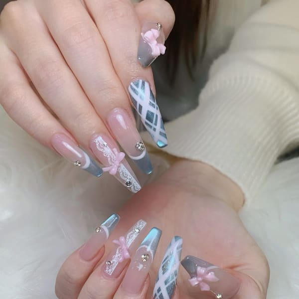 ふんわりピンク×リボンでガーリー感UP